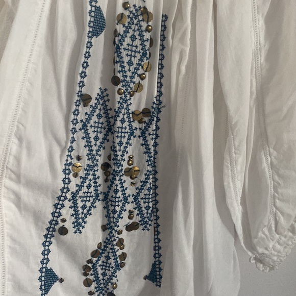 Boho white blouse with sequins and embroidery - Picture 2 of 5